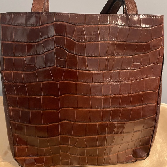 Ladies medium leather shoulder bag - Picture 1 of 13